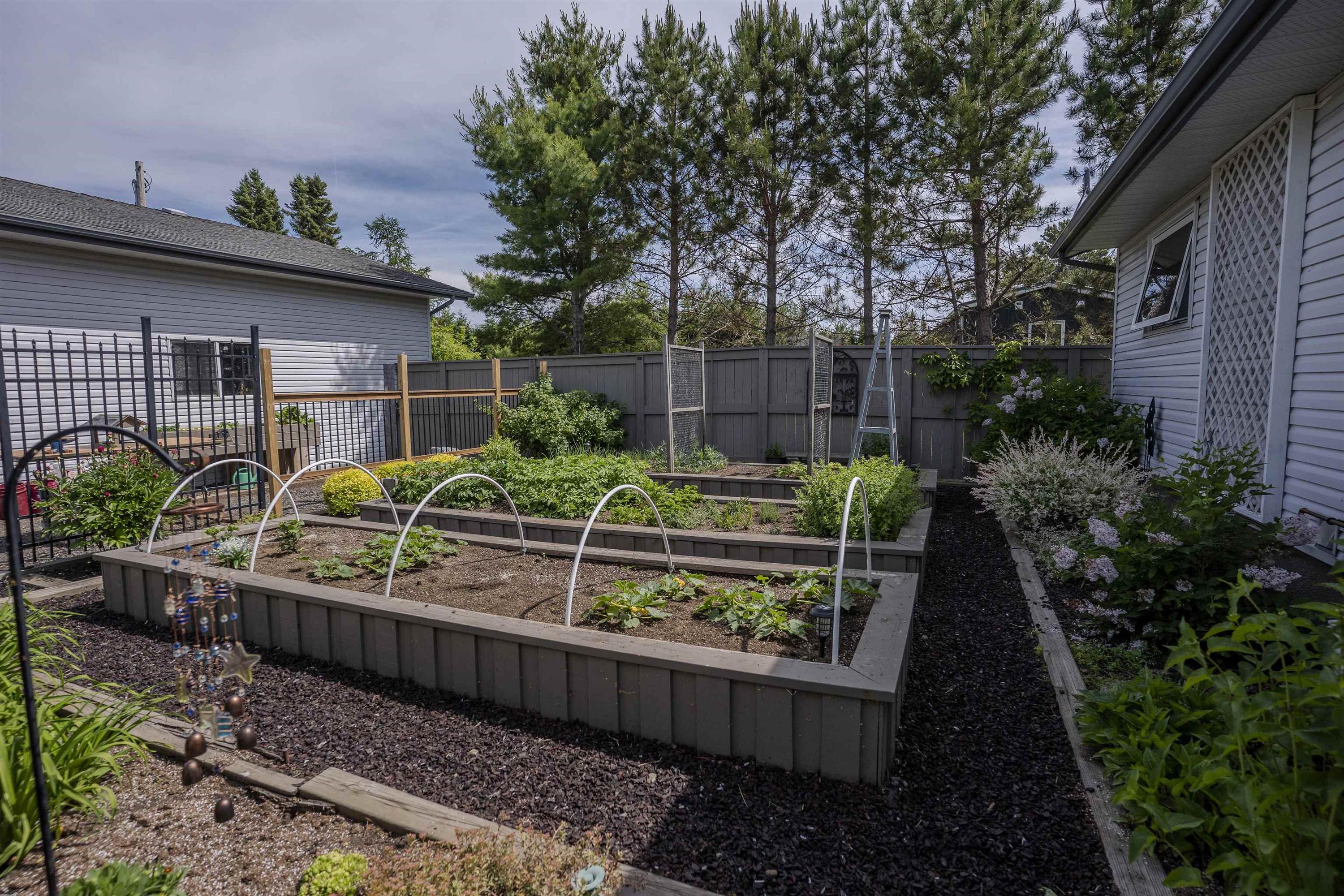 664 Memory Road, Neebing, ON - Outdoor