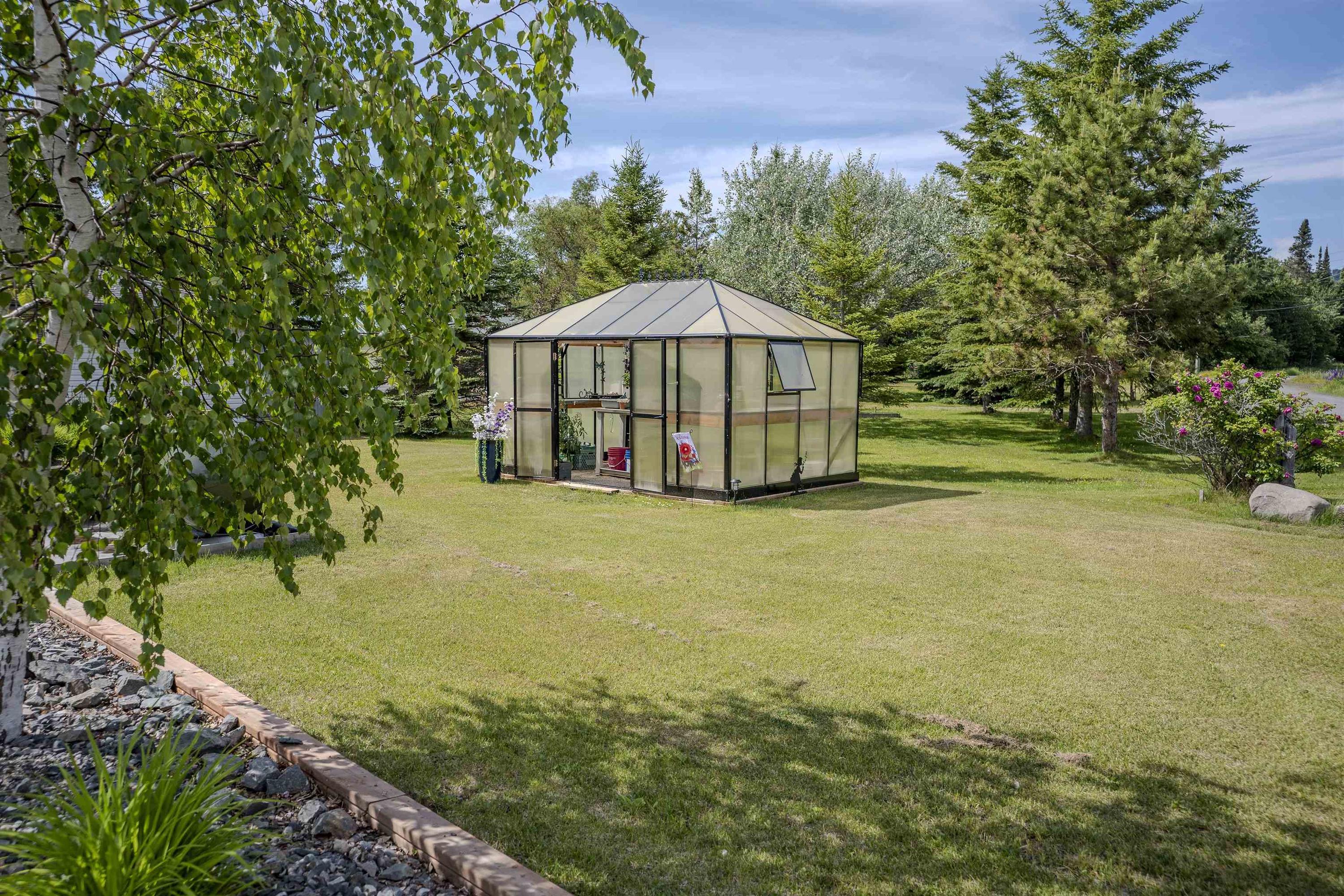664 Memory Road, Neebing, ON - Outdoor