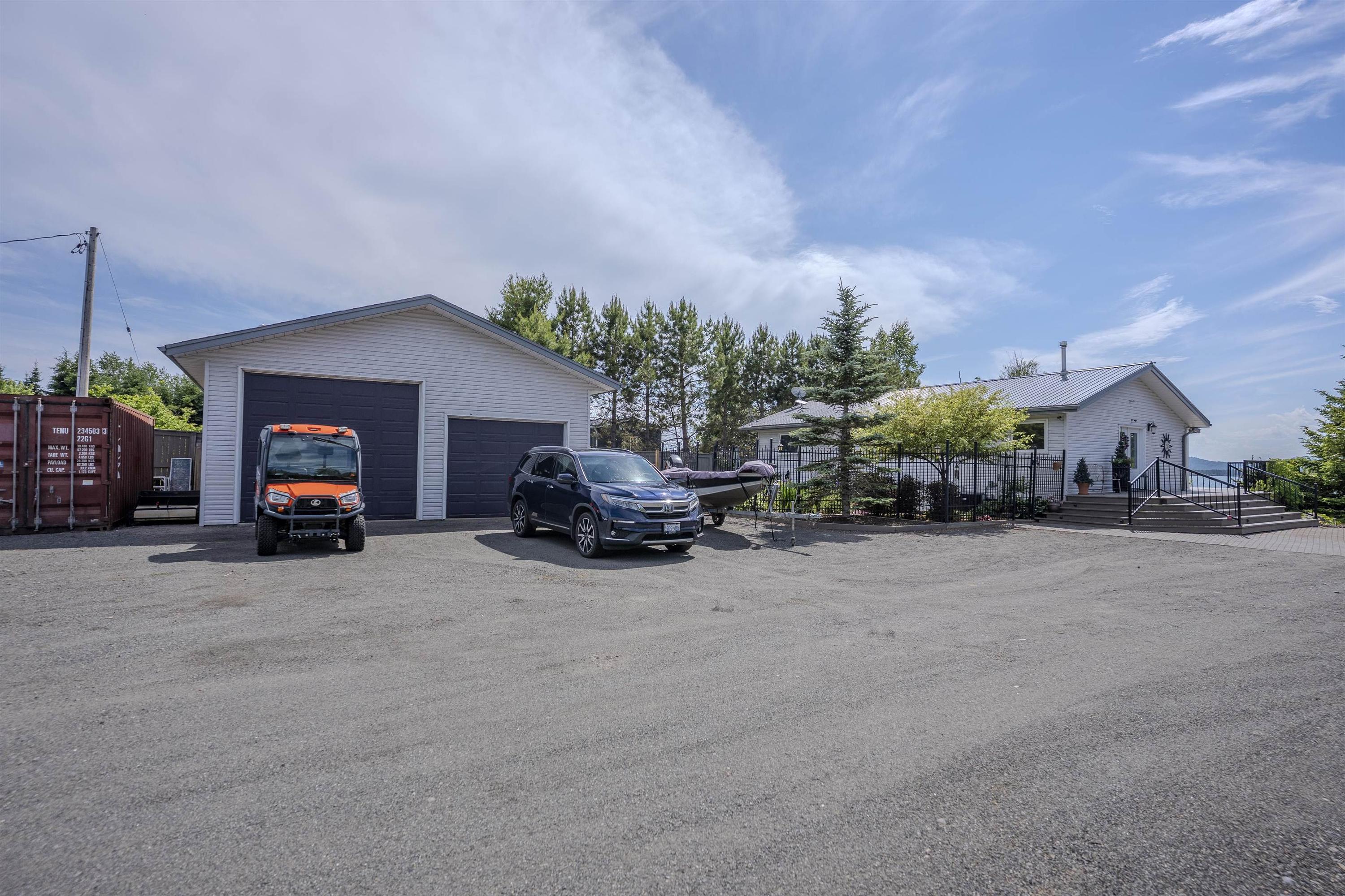 664 Memory Road, Neebing, ON - Outdoor