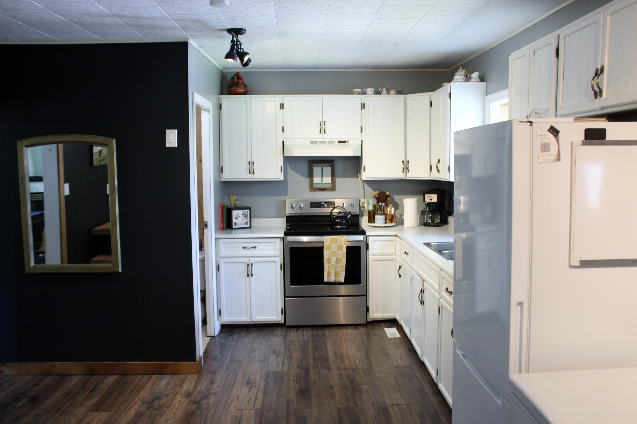 210 Fifth St, Rainy River, ON