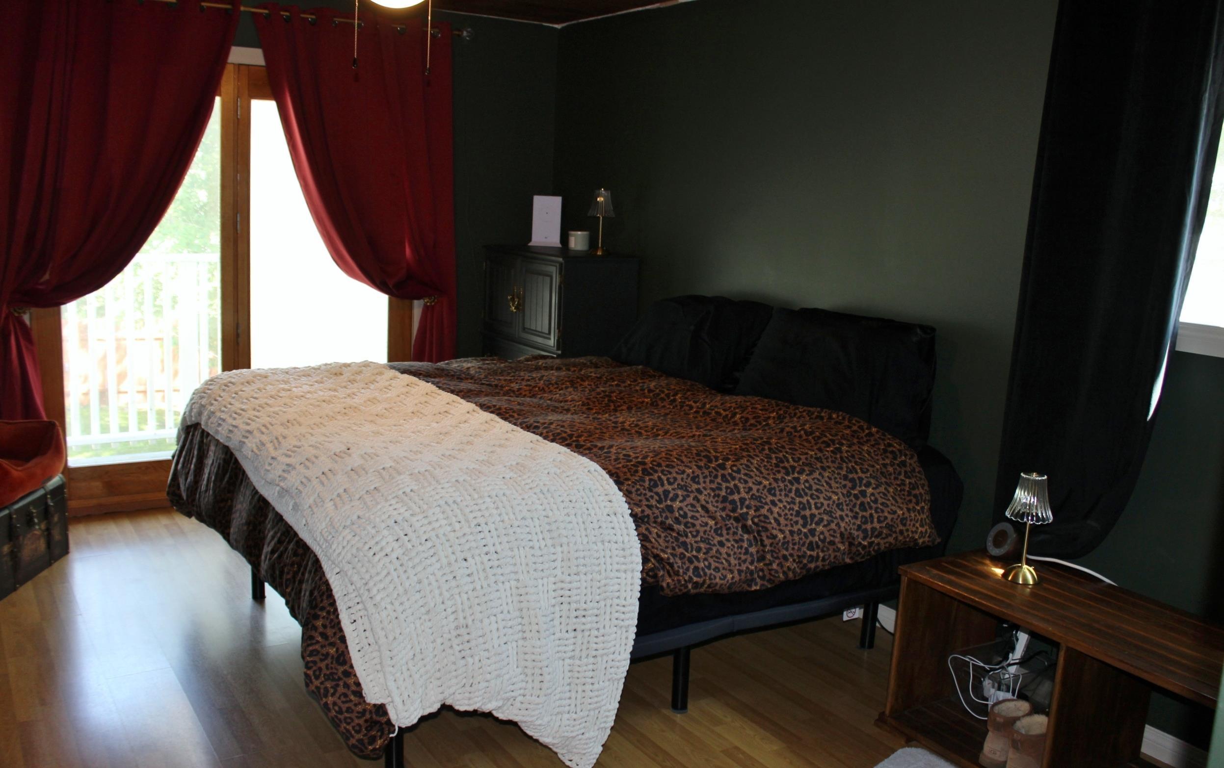 210 Fifth St, Rainy River, ON