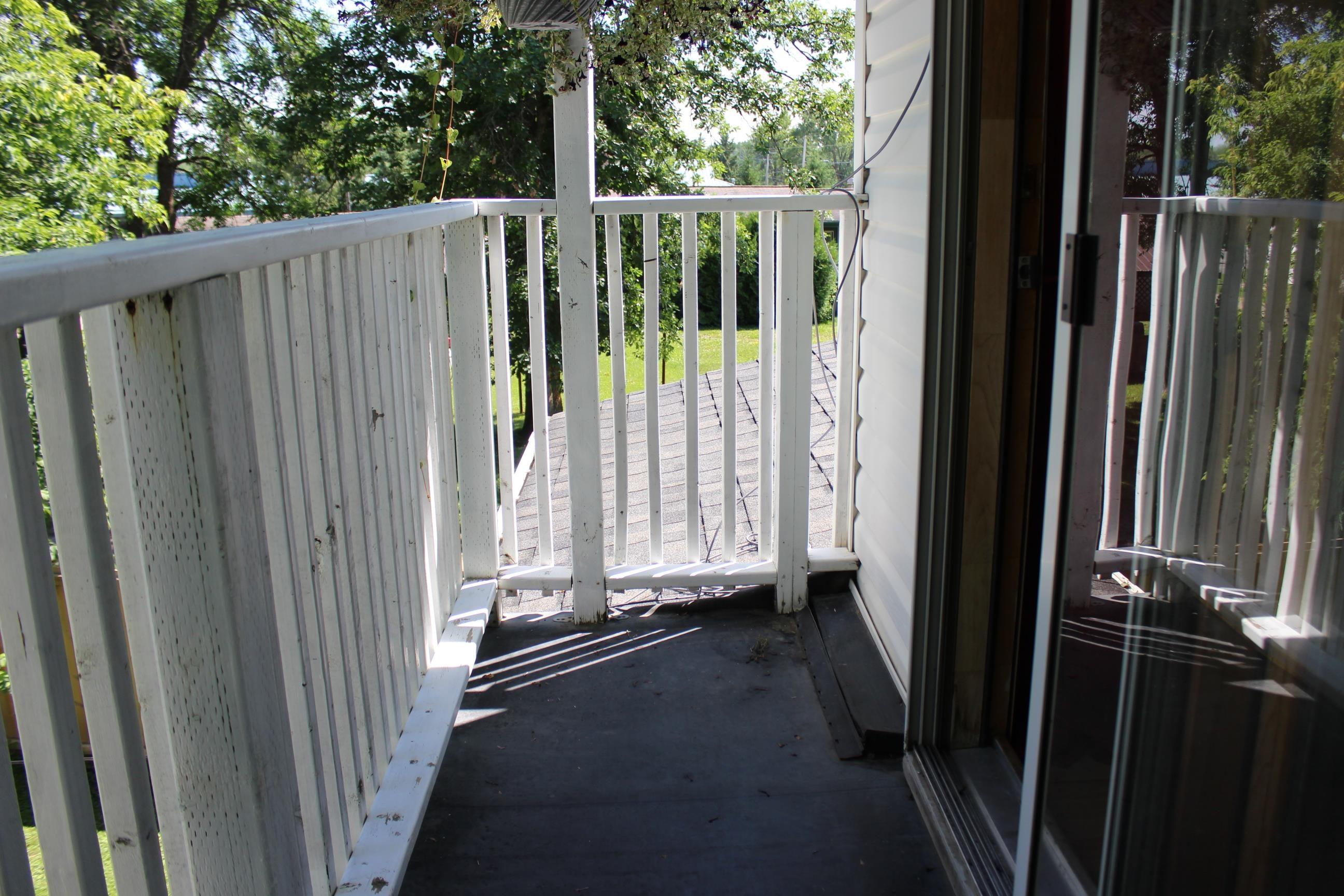 210 Fifth St, Rainy River, ON