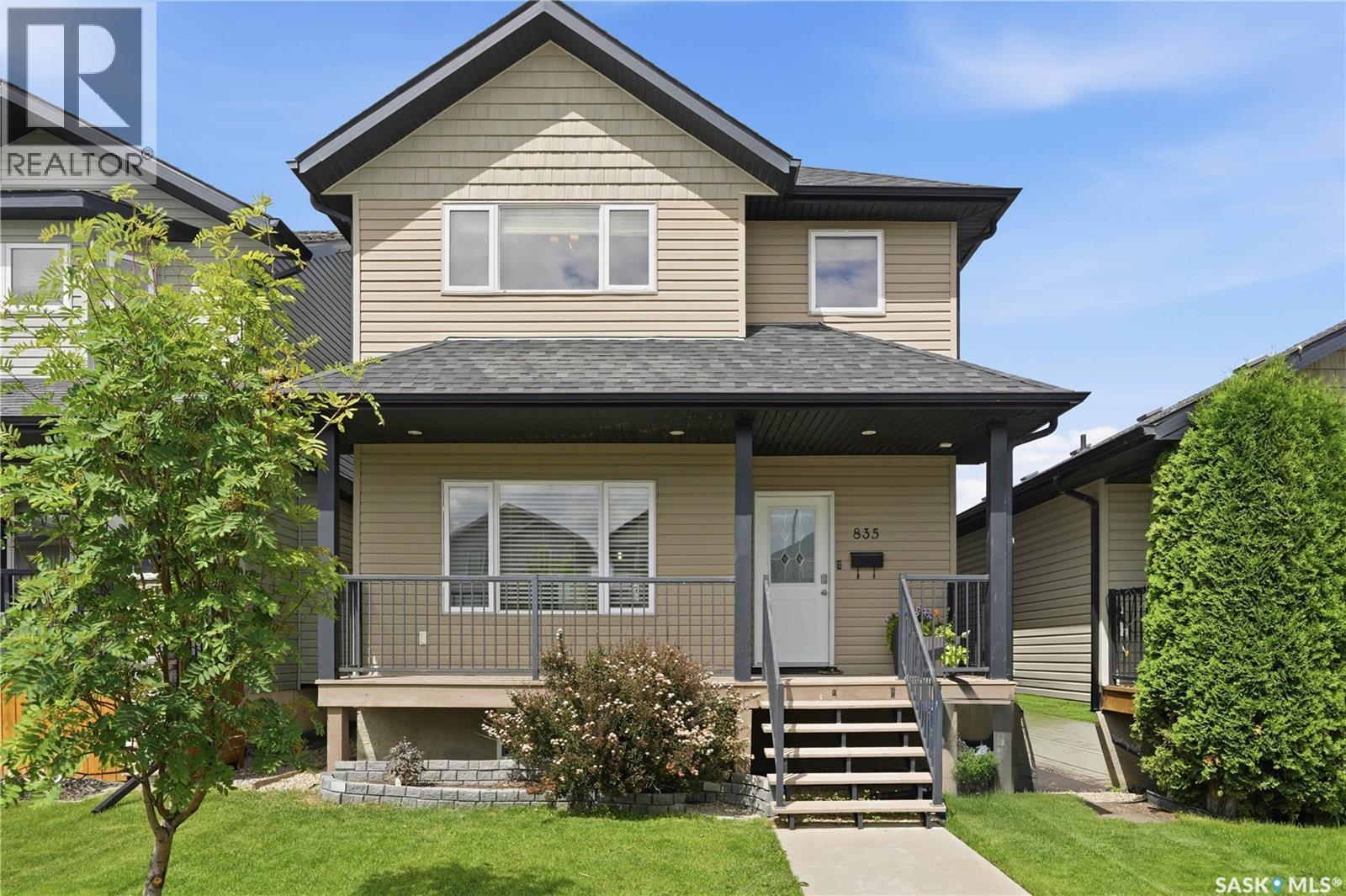 835 Lamarsh Lane, Saskatoon, SK