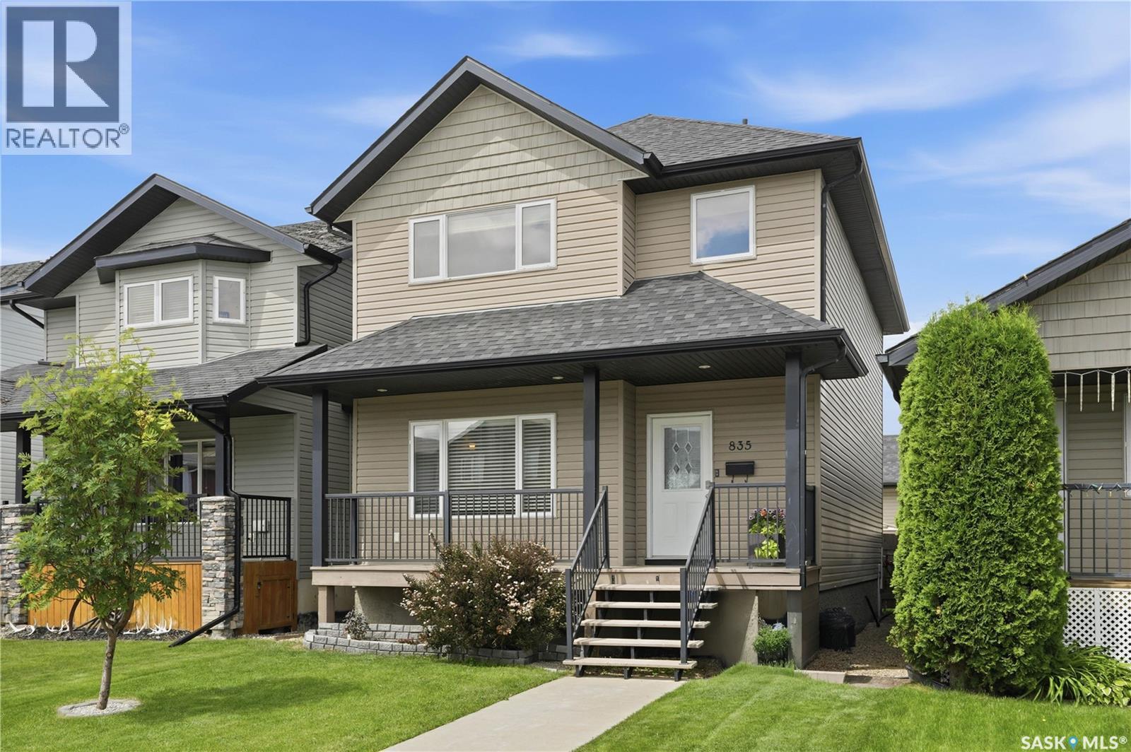 835 Lamarsh Lane, Saskatoon, SK