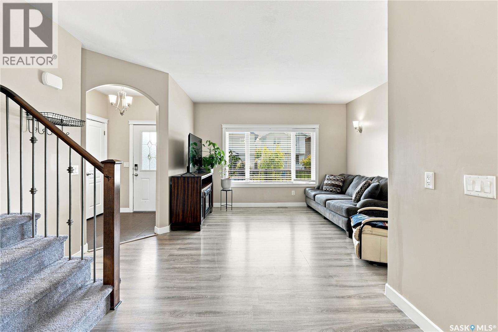 835 Lamarsh Lane, Saskatoon, SK