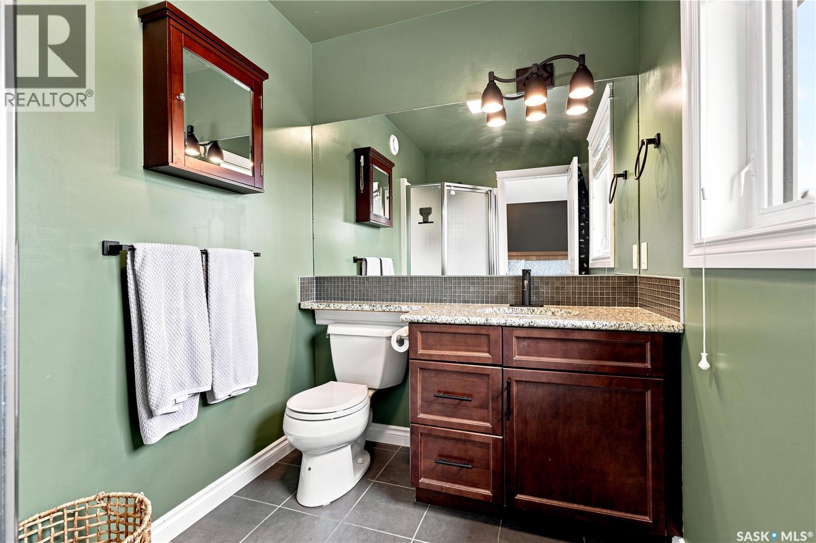 835 Lamarsh Lane, Saskatoon, SK - Indoor Photo Showing Bathroom