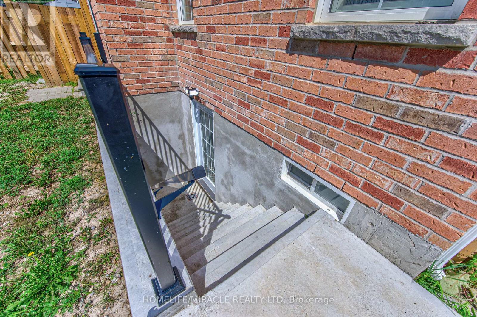 71 Pointer Street, Cambridge, ON
