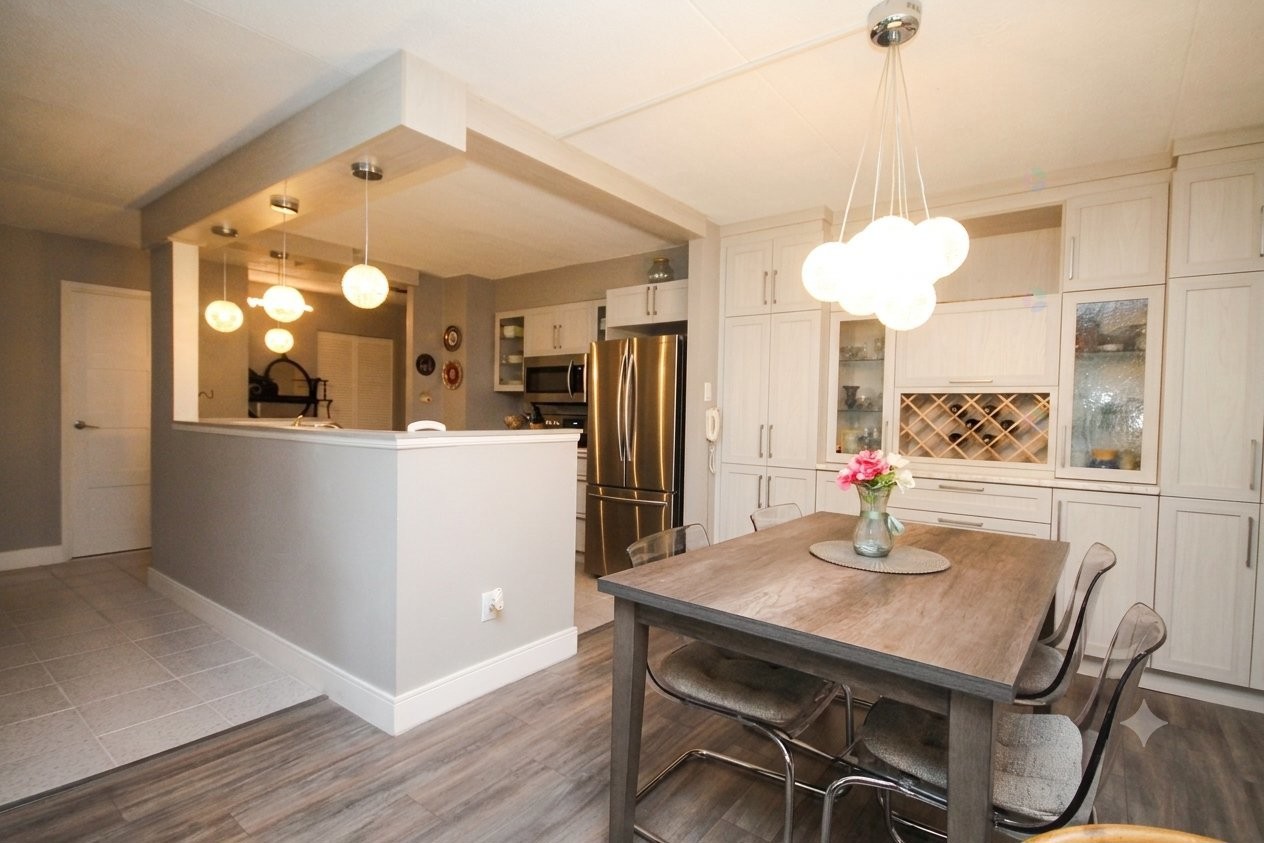 Dining Room - 202-90 Crois. Elgin, Beaconsfield, QC