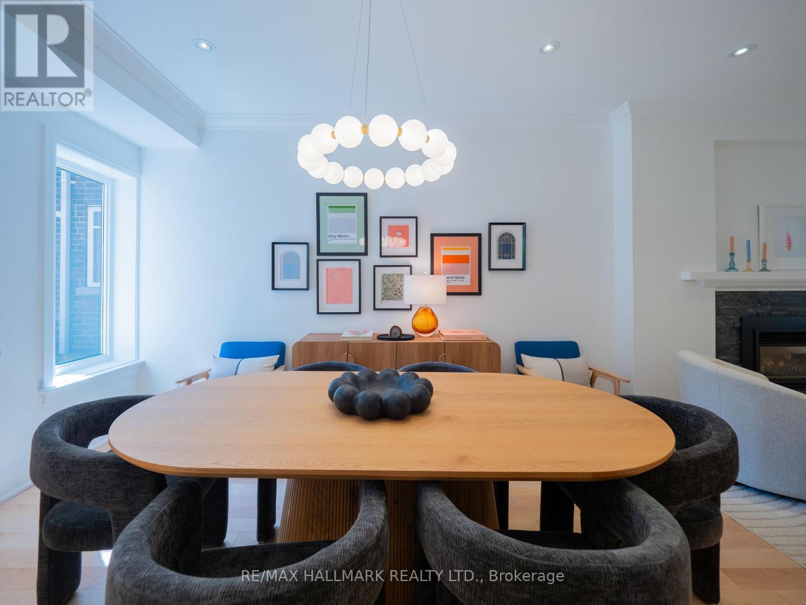 65 Hampton Avenue, Toronto, ON