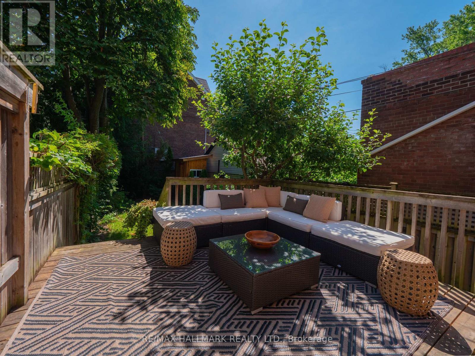 65 Hampton Avenue, Toronto, ON