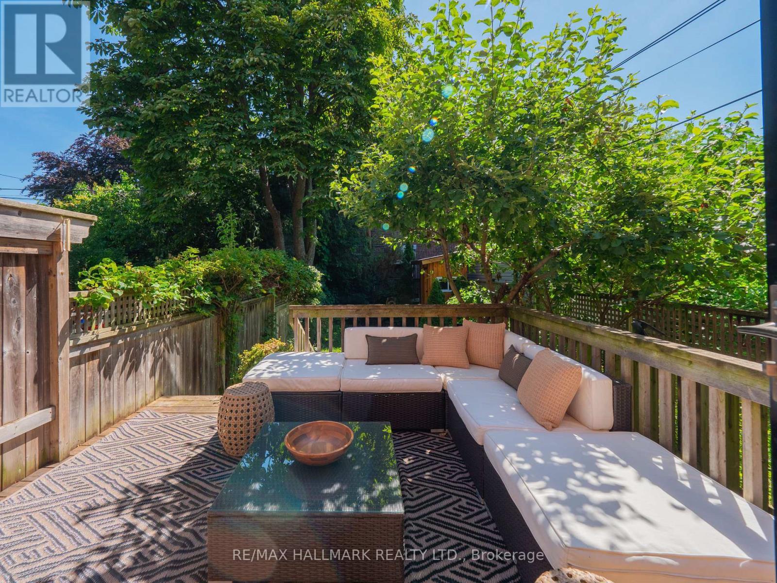65 Hampton Avenue, Toronto, ON