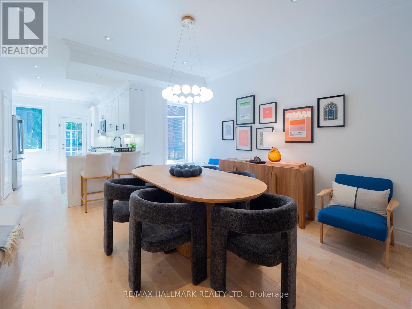 65 Hampton Avenue, Toronto, ON