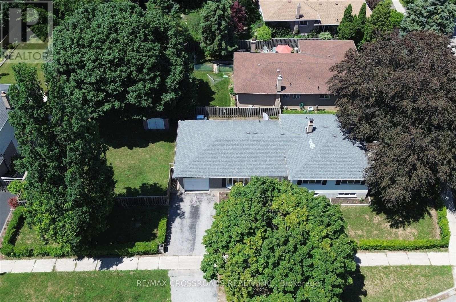 10 Gillbank Crescent S, Toronto, ON - Outdoor
