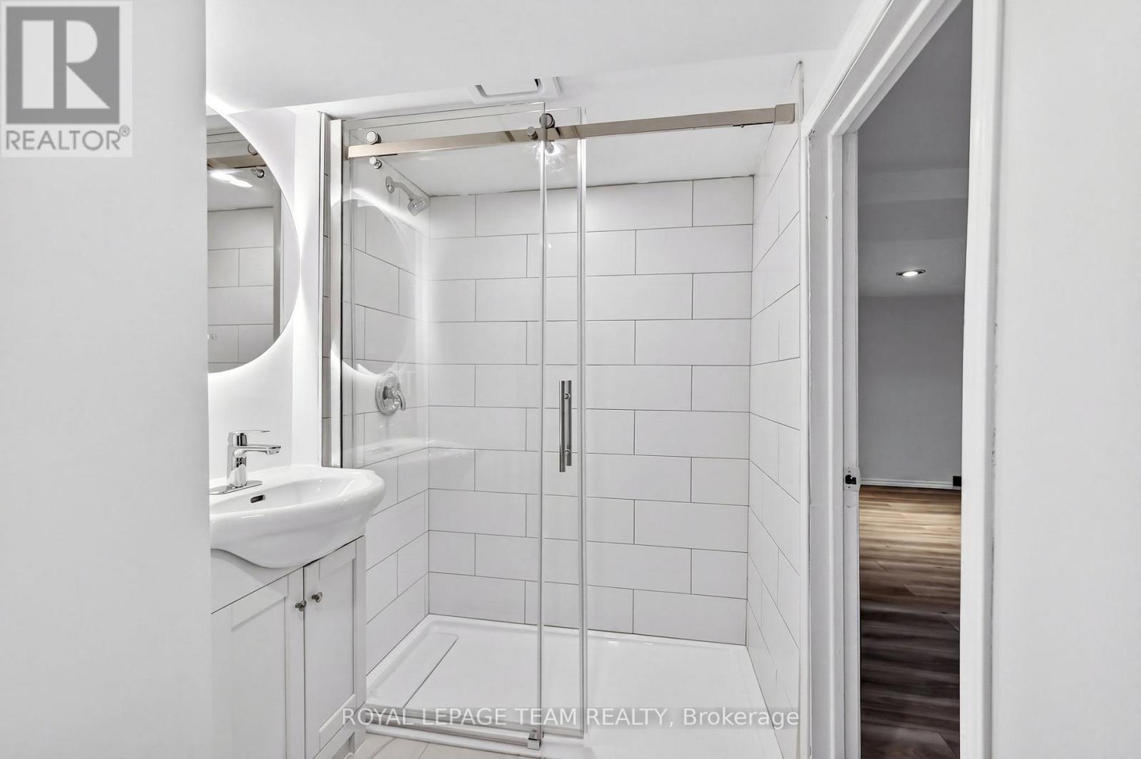 131 Acacia Avenue, Ottawa, ON