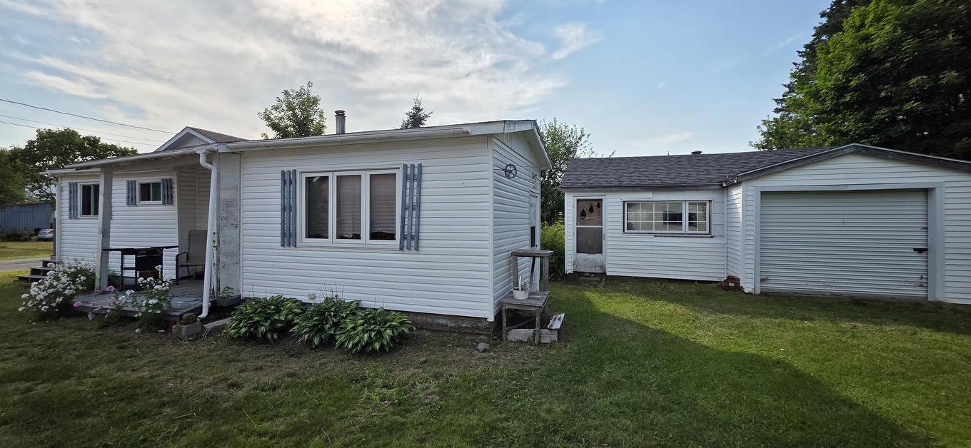 23 Board Landing Road, Parrsboro, NS