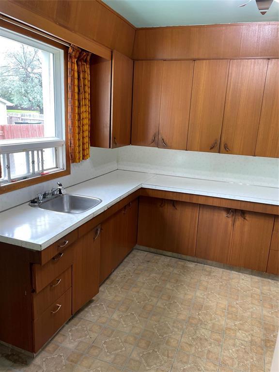 2408 Mcdonald Avenue, Brandon, MB