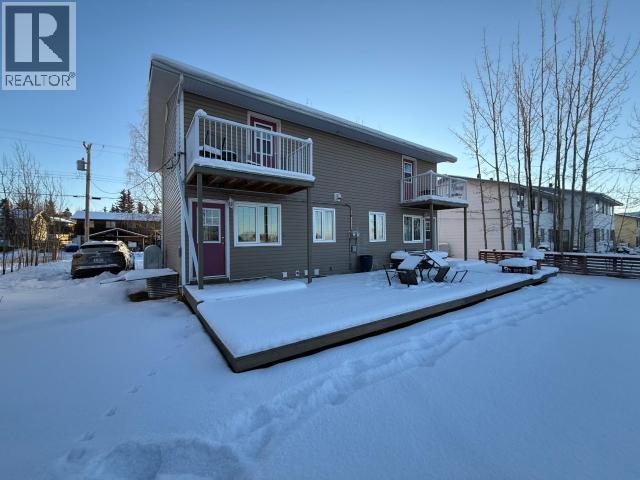 148 & 150 Dawson Drive, Faro, YT
