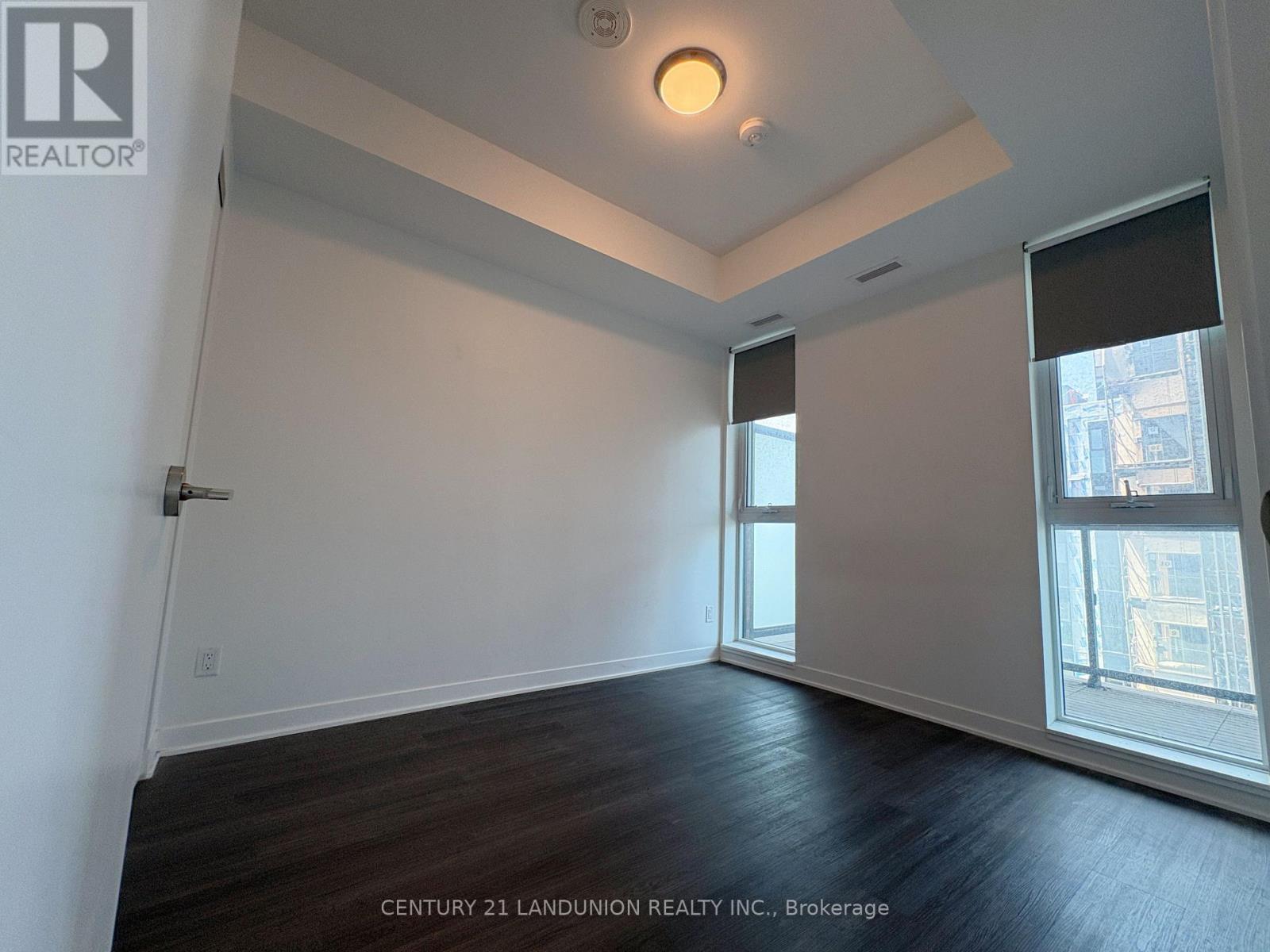1106 - 185 Alberta Ave E, Toronto, ON