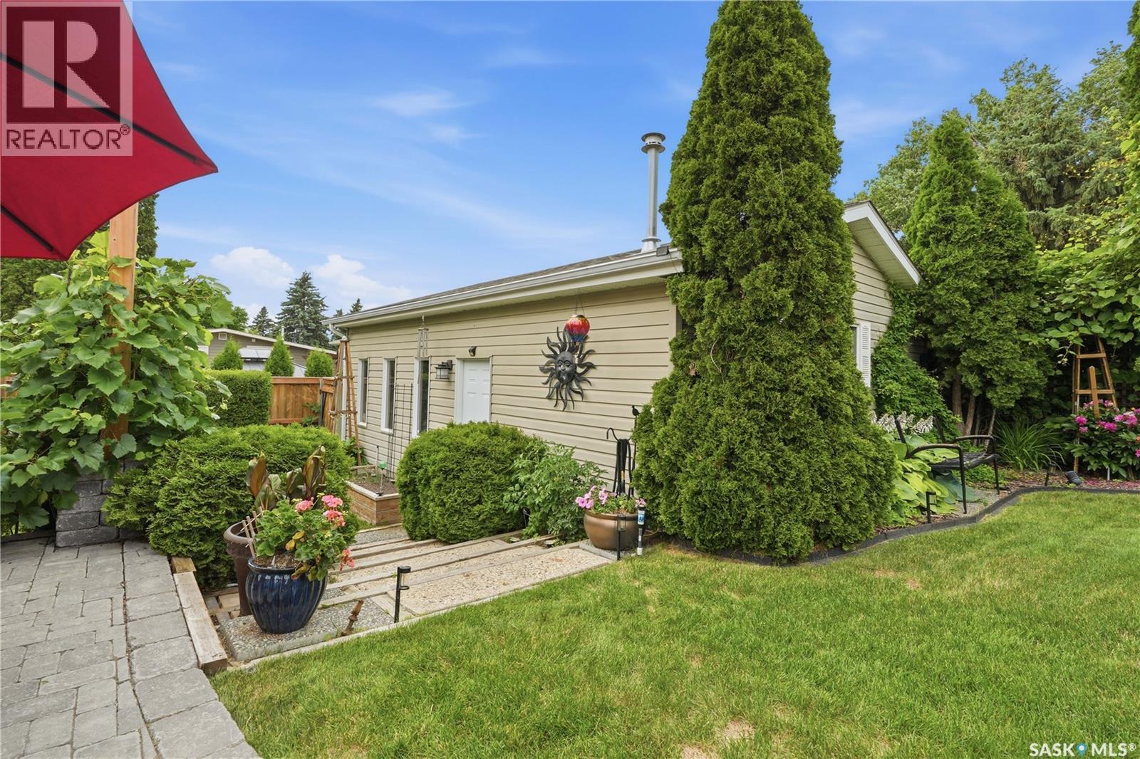 88 Sparling Crescent, Saskatoon, SK