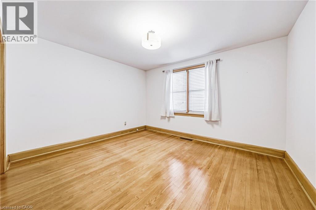 208 Glencarry Avenue, Hamilton, ON - Indoor Photo Showing Other Room