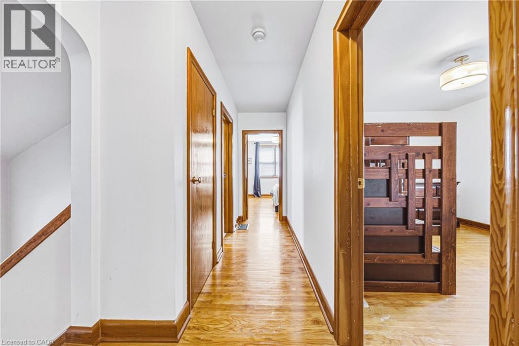 208 Glencarry Avenue, Hamilton, ON - Indoor Photo Showing Other Room