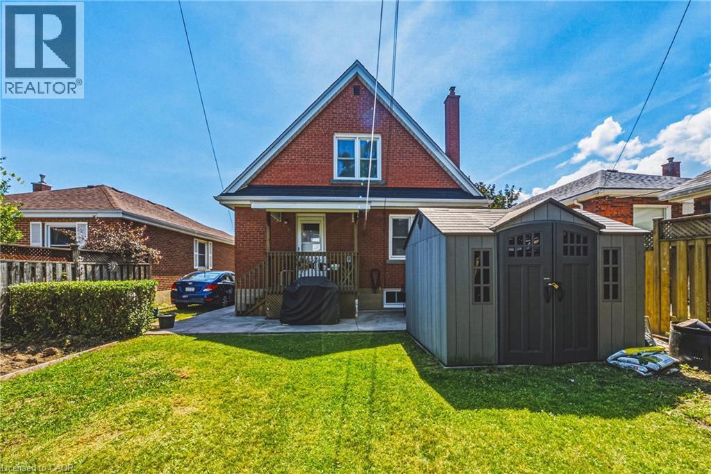 208 Glencarry Avenue, Hamilton, ON - Outdoor With Deck Patio Veranda