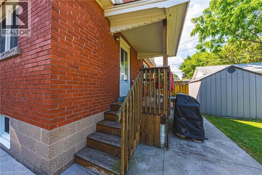 208 Glencarry Avenue, Hamilton, ON - Outdoor With Exterior