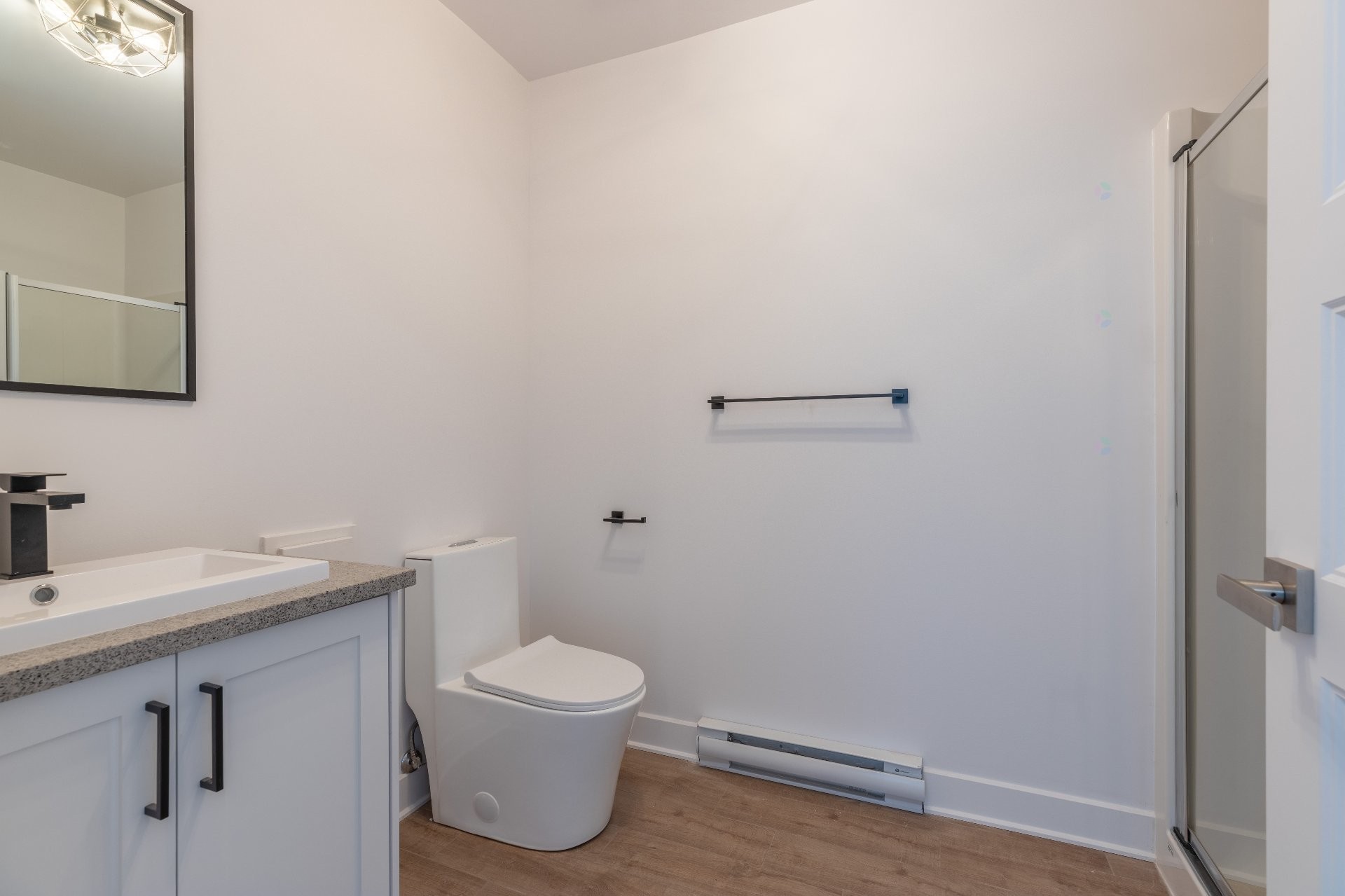 Bathroom - 17818 Ch. Ste-Marie, Beaconsfield, QC