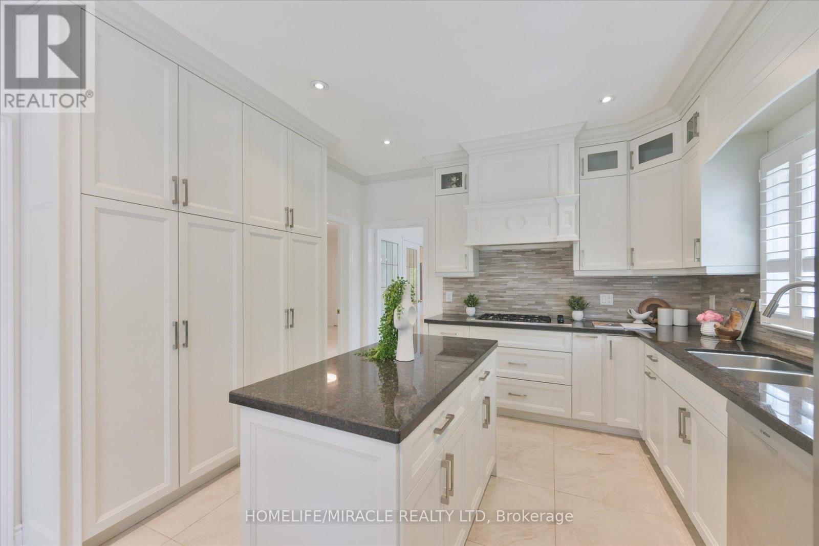 2479 Rathlin Court, Mississauga, ON