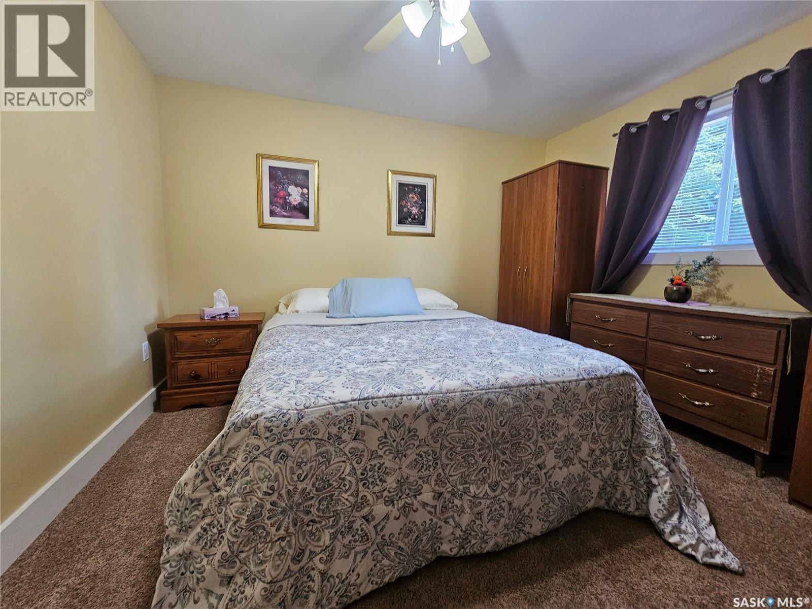 201 Main Street, Glaslyn, SK