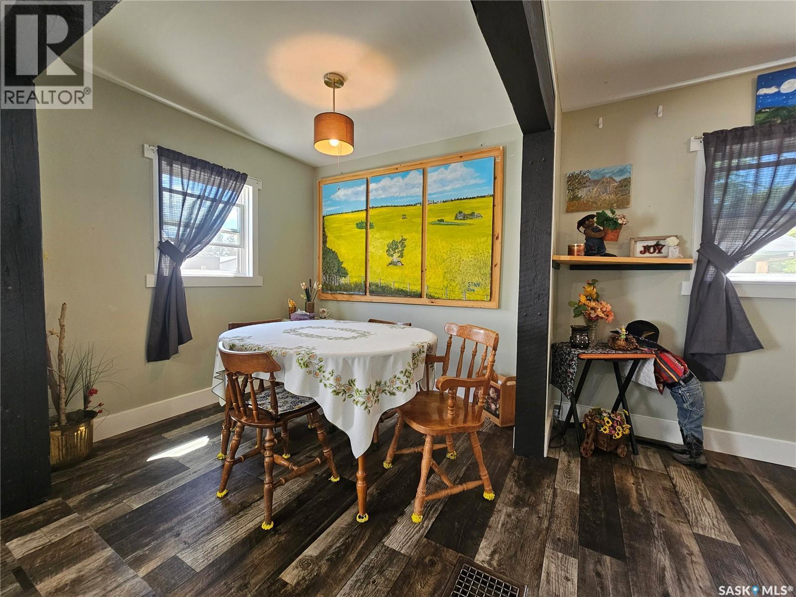 201 Main Street, Glaslyn, SK