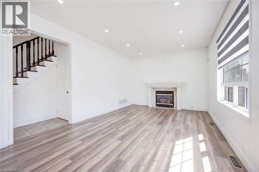 8 Gander Crescent, Brampton, ON