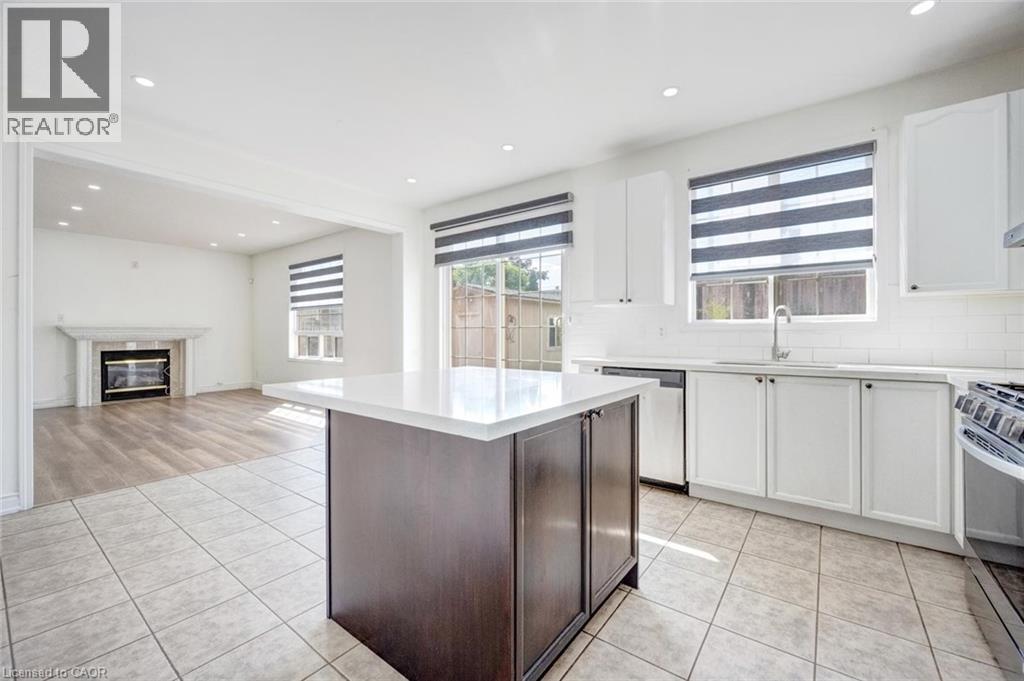 8 Gander Crescent, Brampton, ON