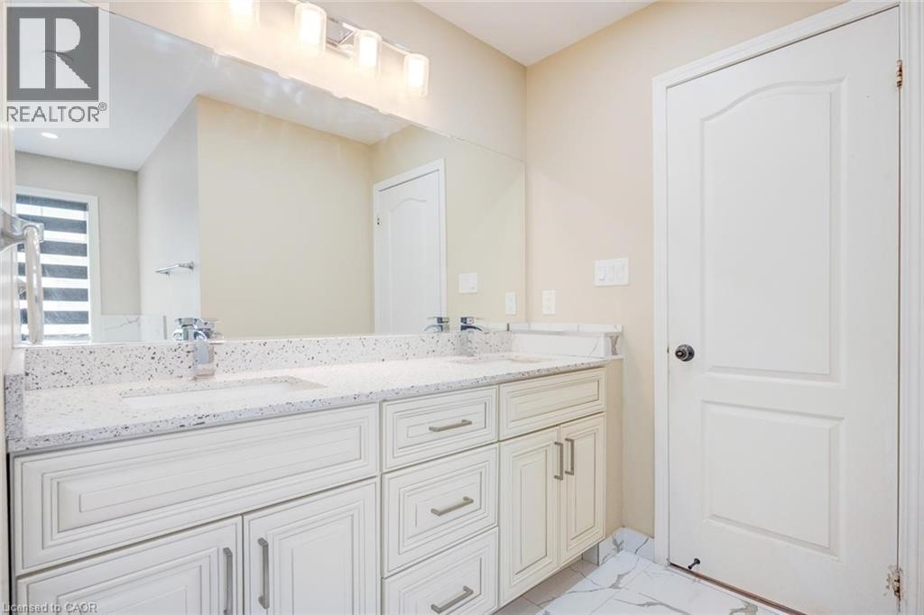 8 Gander Crescent, Brampton, ON