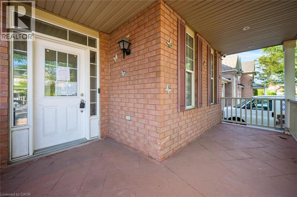 8 Gander Crescent, Brampton, ON