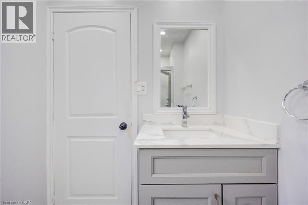 8 Gander Crescent, Brampton, ON