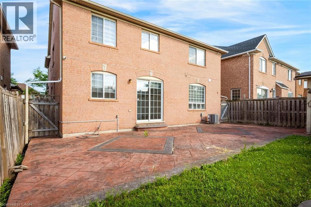8 Gander Crescent, Brampton, ON