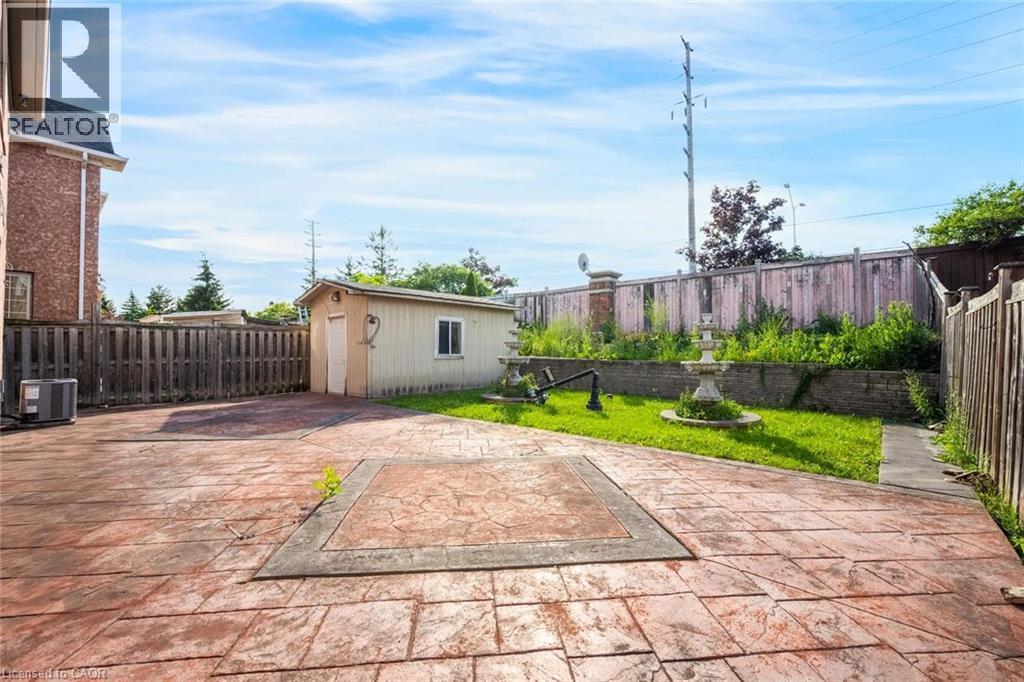 8 Gander Crescent, Brampton, ON