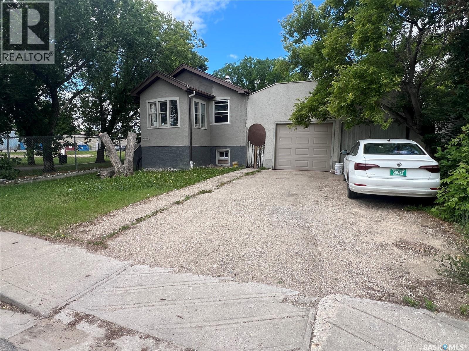 1936 Broder Street, Regina, SK