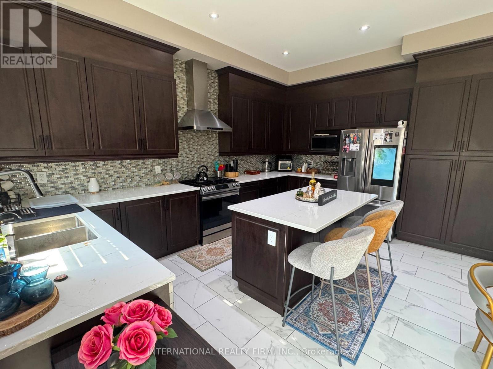 45 Daisy Meadow Crescent, Caledon, ON