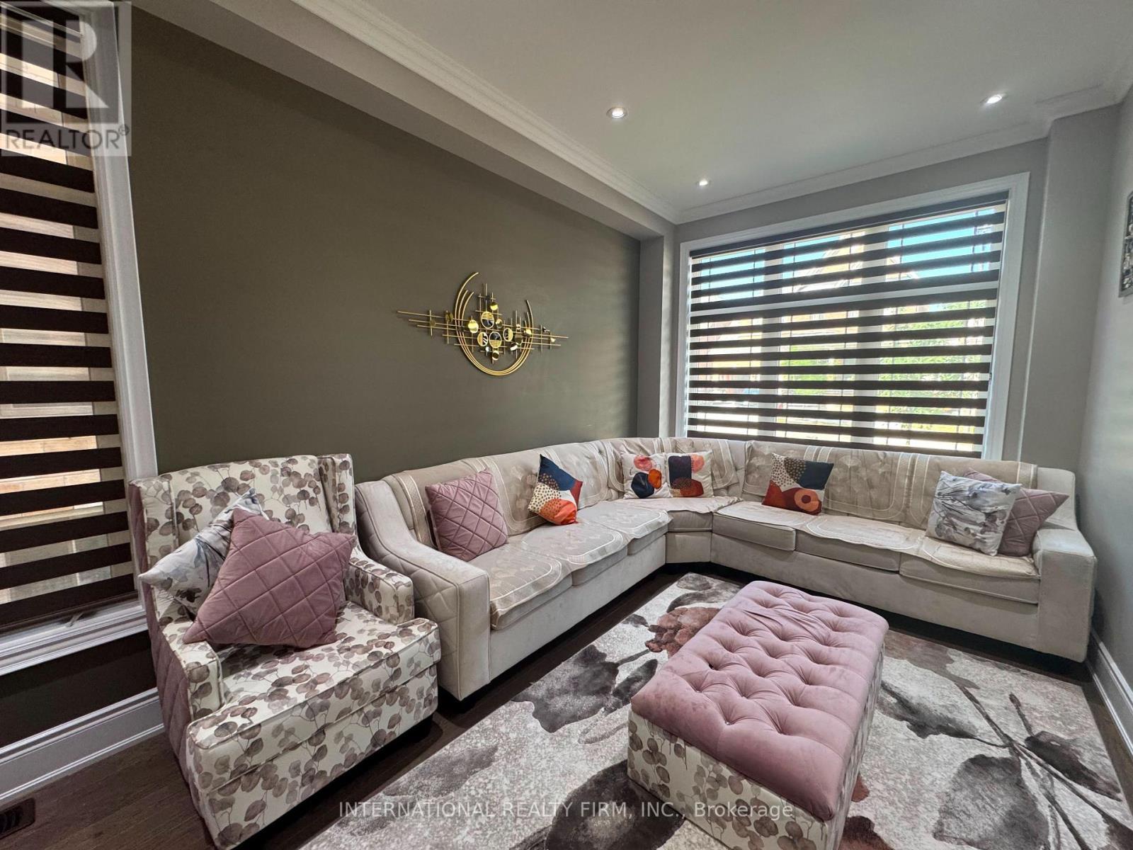 45 Daisy Meadow Crescent, Caledon, ON