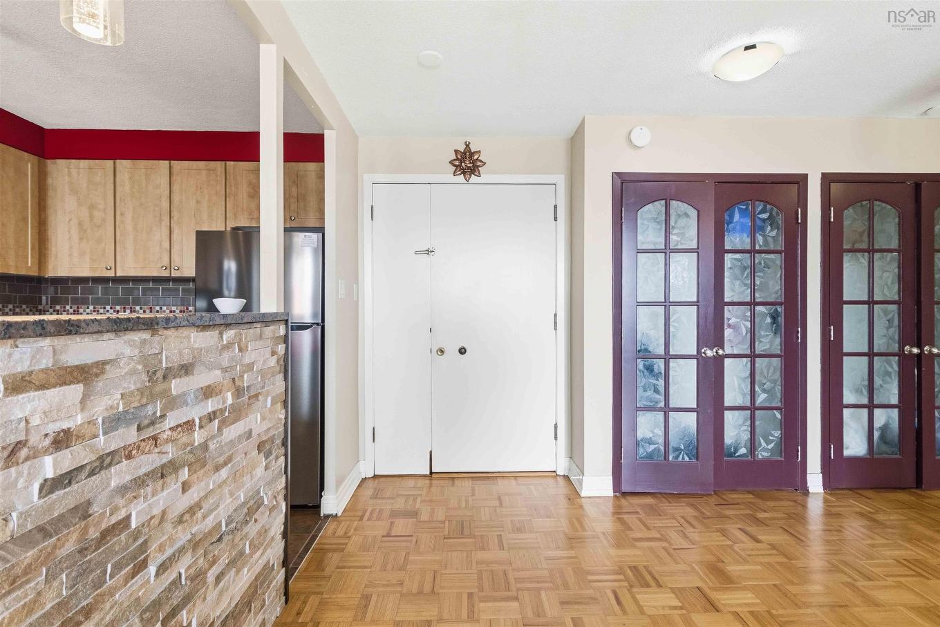909 5959 Spring Garden Road, Halifax, NS