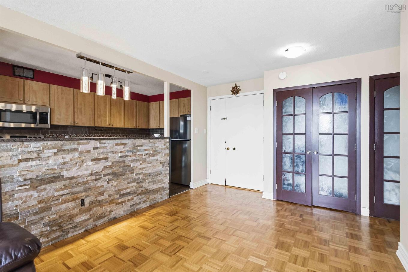 909 5959 Spring Garden Road, Halifax, NS
