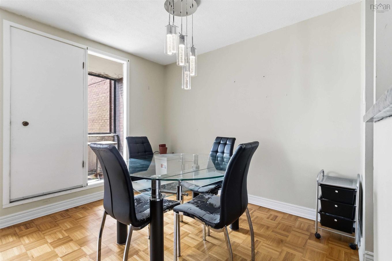 909 5959 Spring Garden Road, Halifax, NS