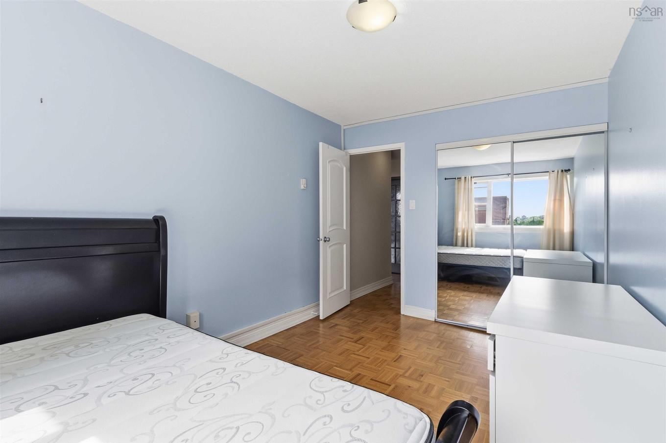 909 5959 Spring Garden Road, Halifax, NS