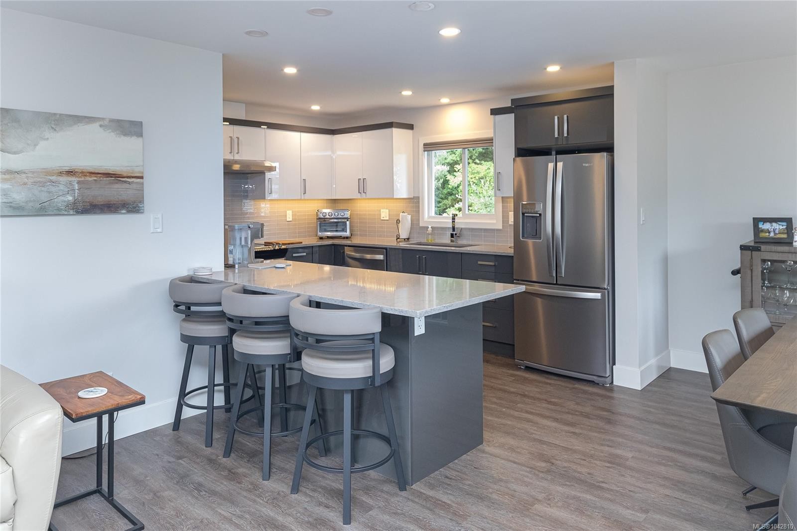 883 Lampson St, Esquimalt, BC
