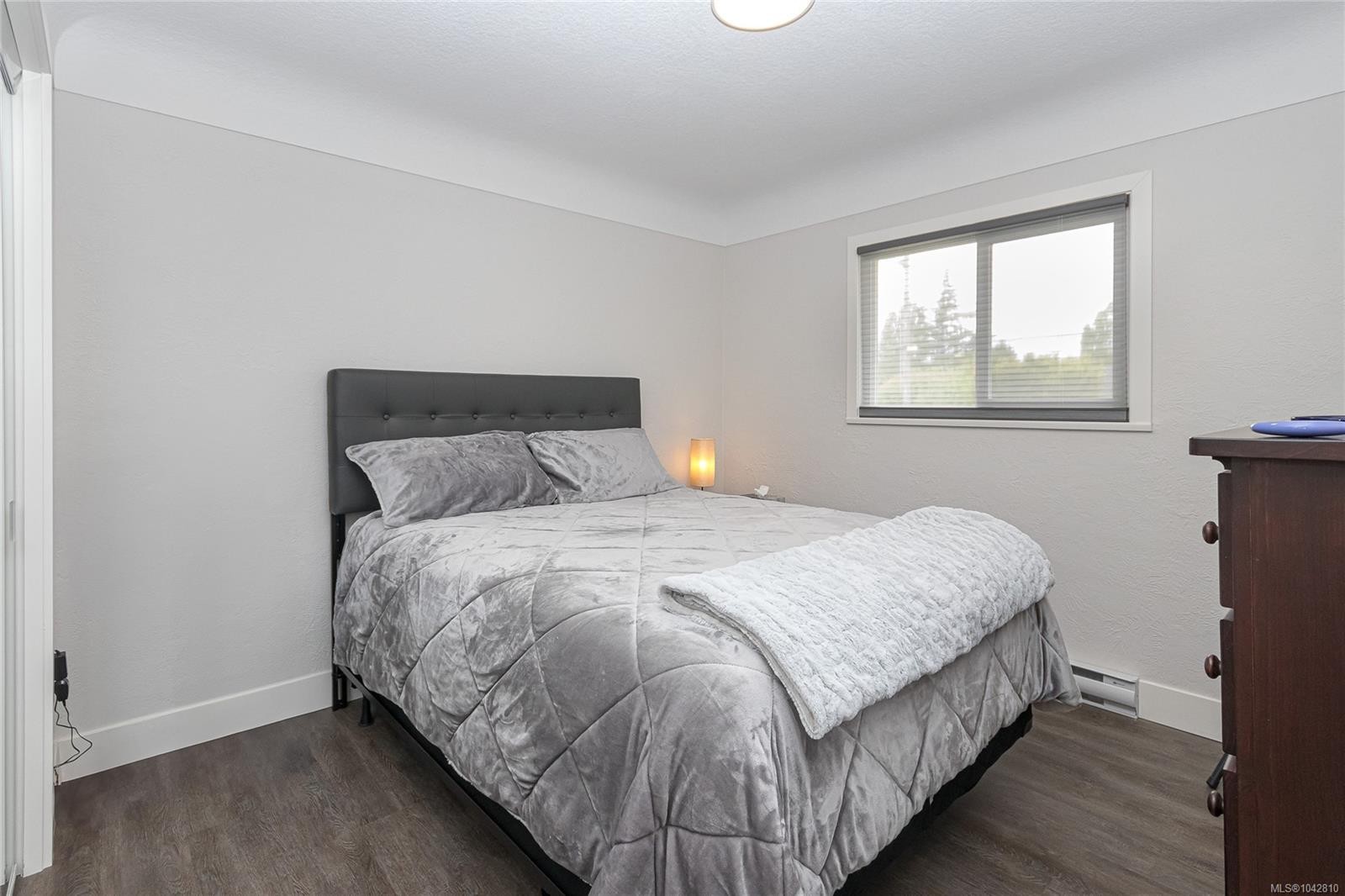 883 Lampson St, Esquimalt, BC