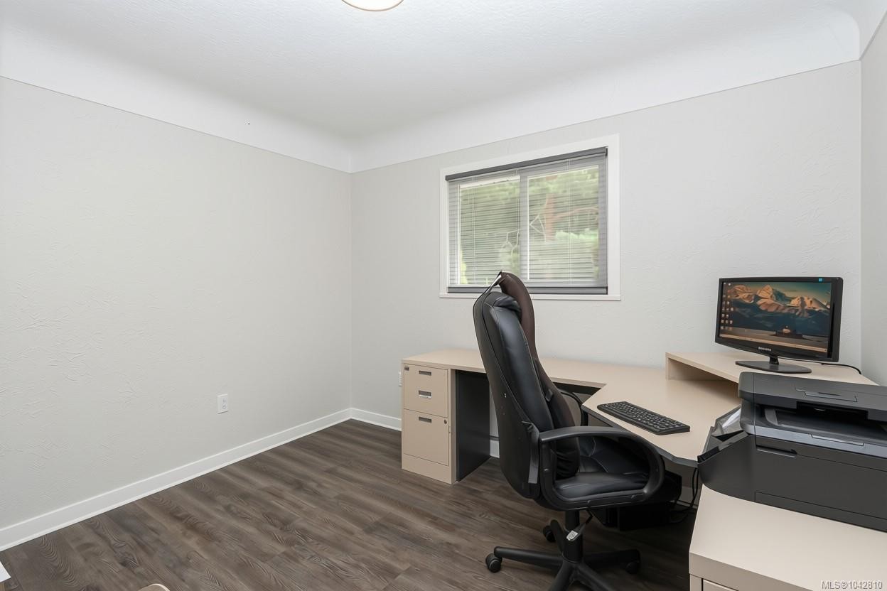 883 Lampson St, Esquimalt, BC