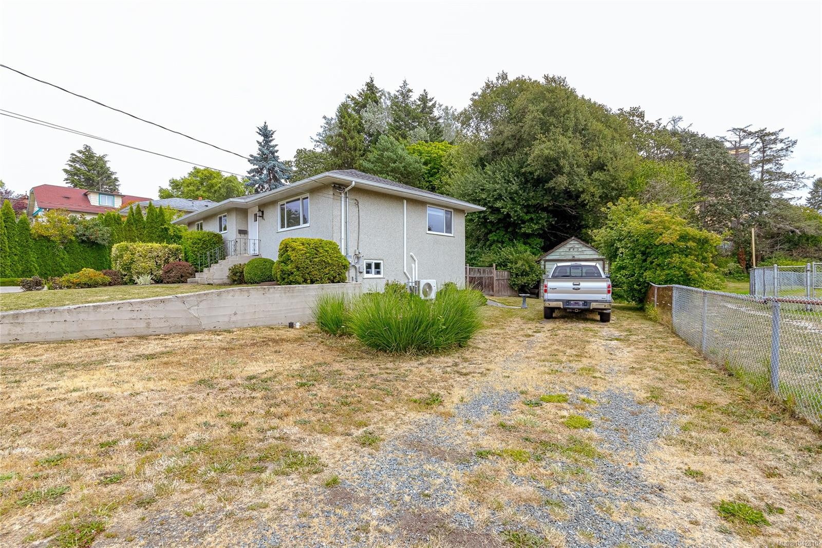 883 Lampson St, Esquimalt, BC