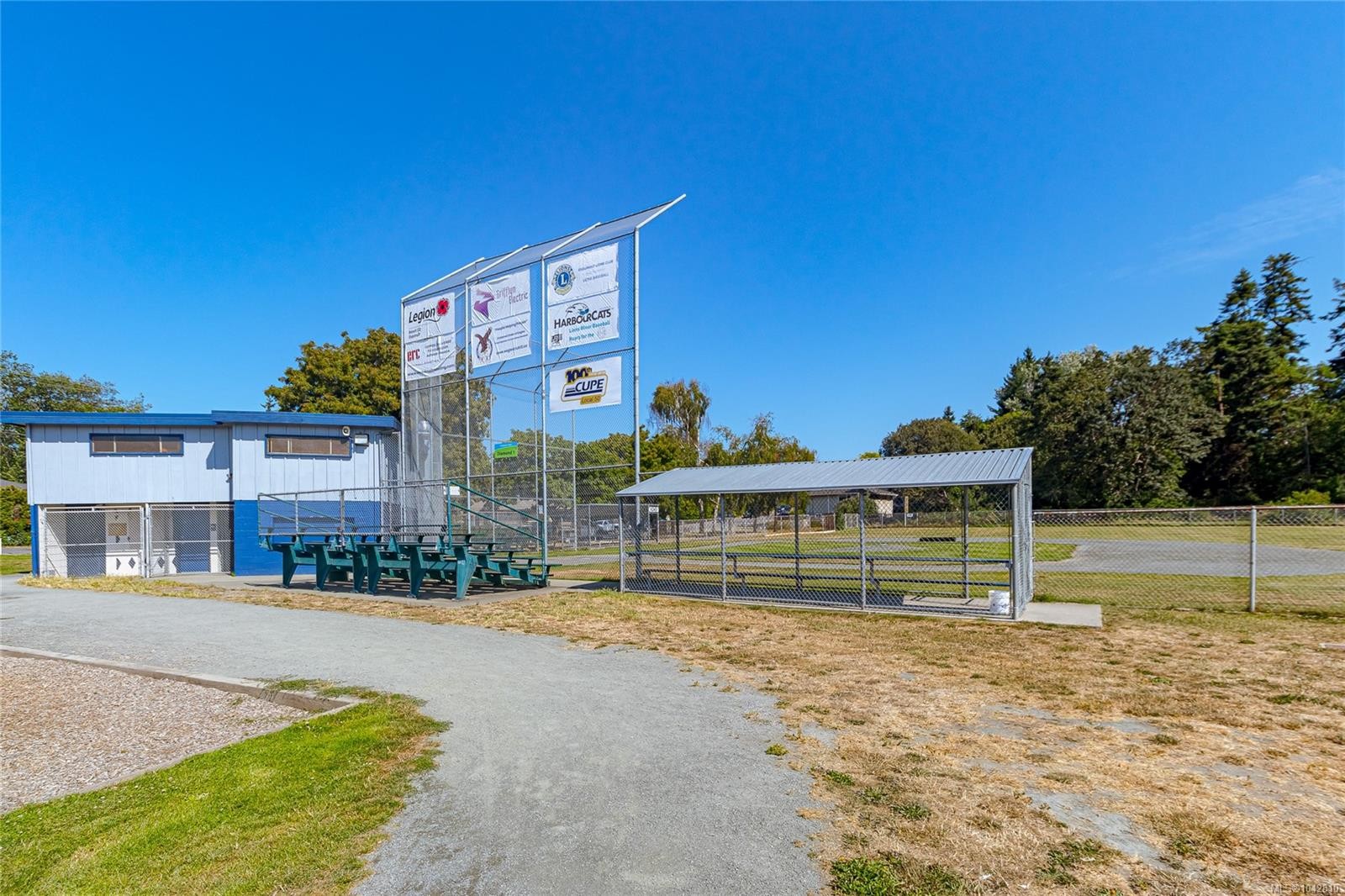883 Lampson St, Esquimalt, BC